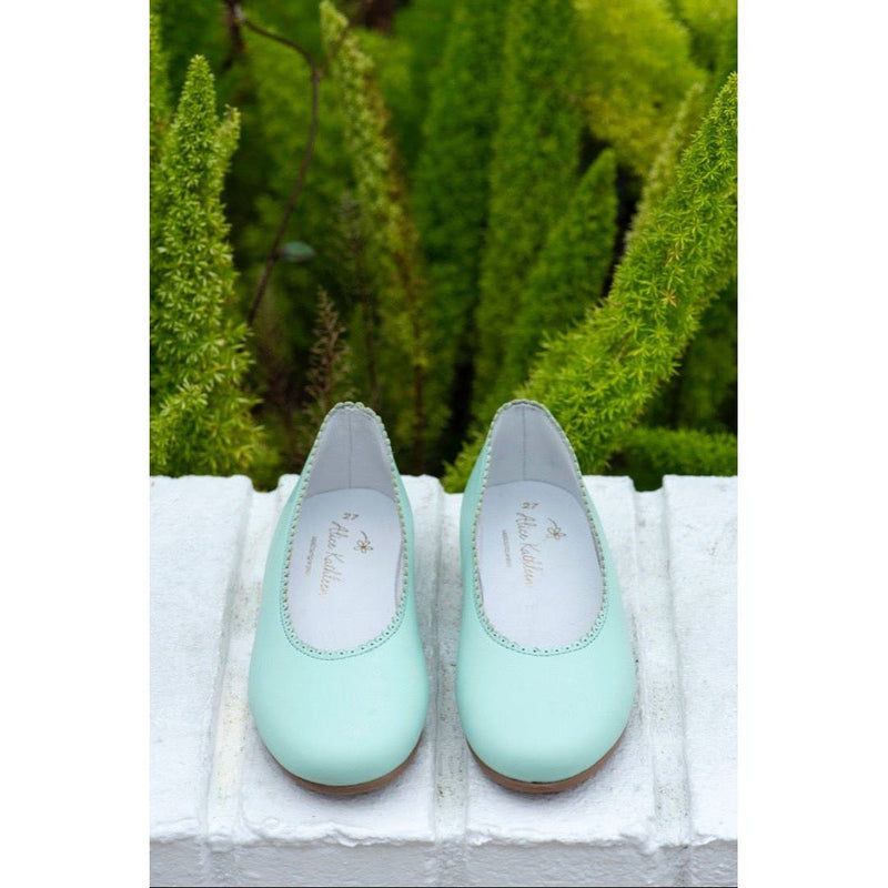 Mint Scalloped Flats