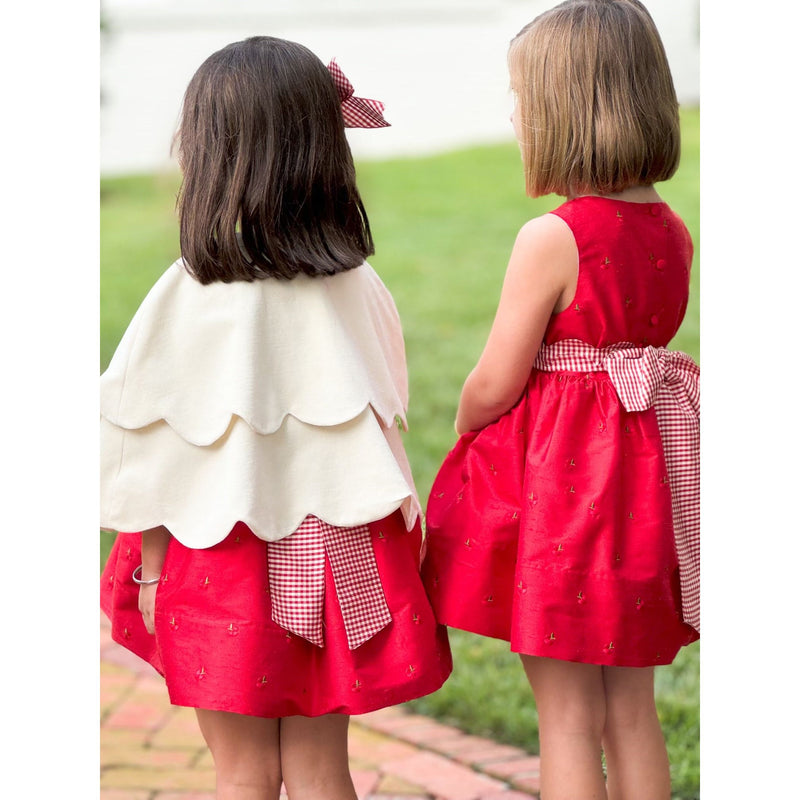 Velvet Scalloped Topper