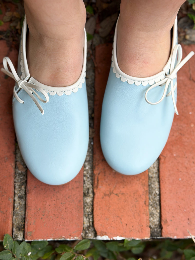 Beatrice Flat/ Blue/ Ecru Trim