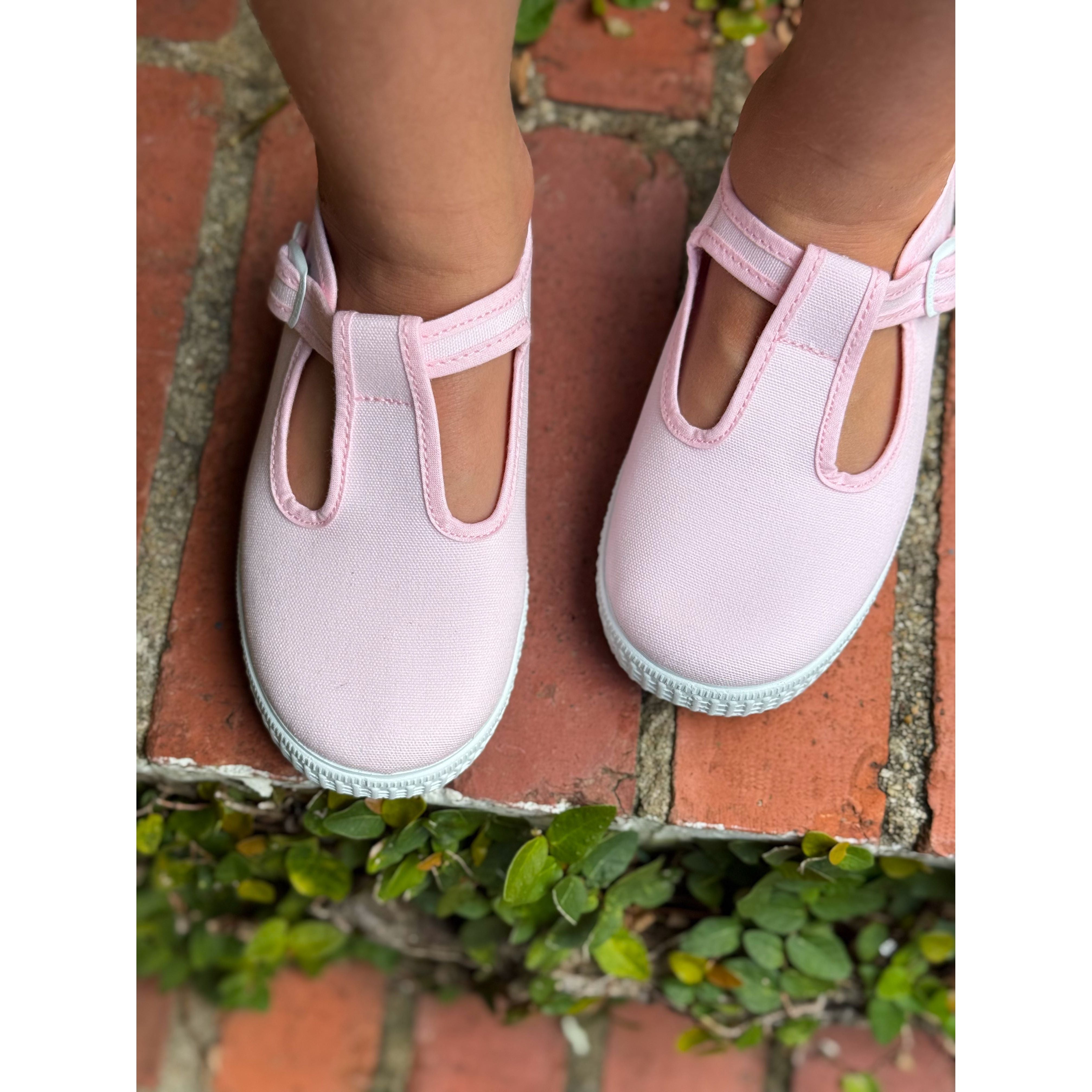 Canvas T-Strap in Pink