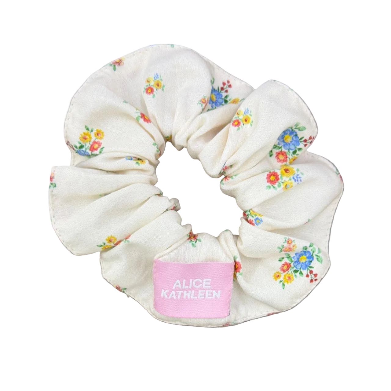 Scrunchie in Flower Garden